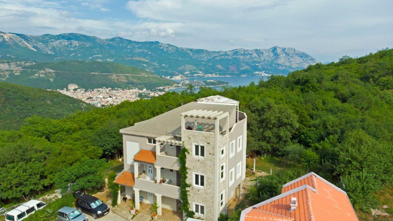 Mirta Apartments Family Farm بودفا المظهر الخارجي الصورة